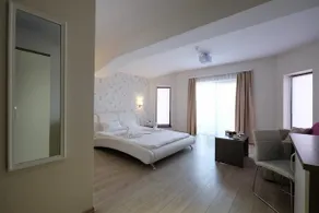 Vila Royal Paradise Beach - Image 3