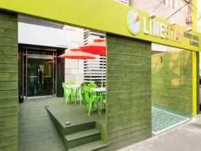 2u Guesthouse - Image 1