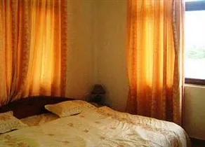 Abuesi Beach Resort - Image 2