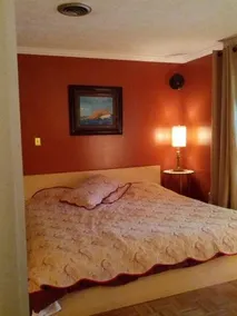 Waterfront Sanctuary Bed and Breakfast - Image 5