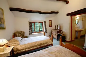 High Beckside - Image 2
