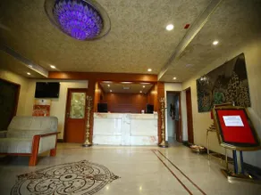 OYO Premium Arumbakkam Chennai - Image 3