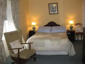Glebe House - Image 4