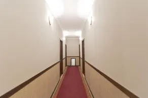 Hotel Orange - Image 3