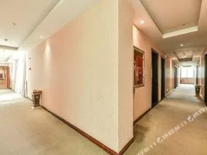 Joy Opulence Hotel - Image 5