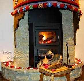 The House With The Vine Guest House - Image 3