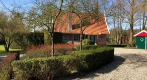 De Brittenburg with Hot Tub & Sauna - Image 2