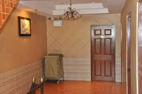S T House - Image 2