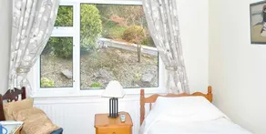 Glenbarry Bed & Breakfast - Image 4