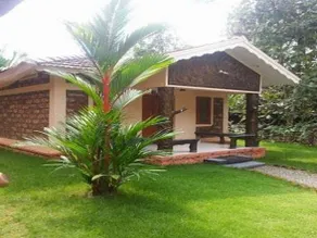 Cliff Garden Beach Resort - Image 4