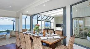 'whispering Sands' 10 Sandy Point Road Luxury Waterfront Home With Aircon Wifi & Foxtel - Image 5