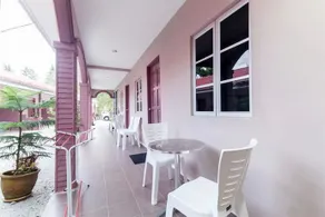 ZEN Rooms Basic Kampung Guest House - Image 3