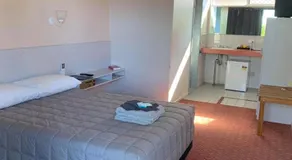 The Royal Motel - Image 1