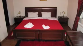 Hotel Kamares - Image 4
