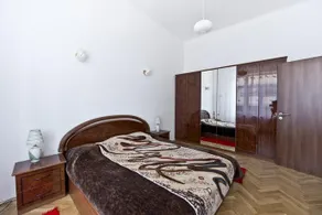 Mamma's Apartment - Image 5