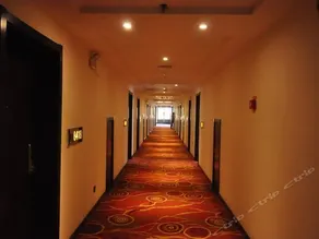 Luo Bei Hotel - Image 3