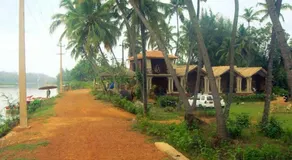 Ocean Deck Beach HomeStay - Image 2