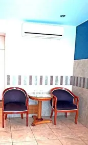 Ocean Hotel - Image 2