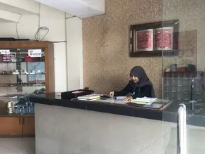 Cherry Garden Hotel - Image 4