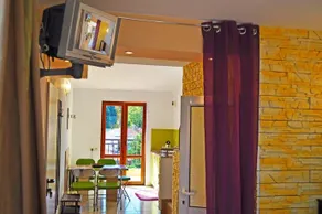 Daf House - Image 2