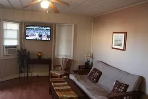 Charming Home in NoHo - Image 5