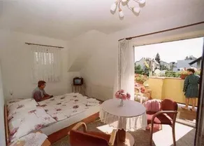 Pension Em Garni - Image 4