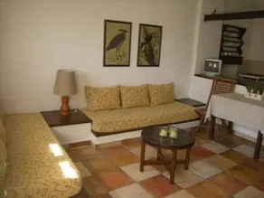 Diana Hotel Apartments - Image 2