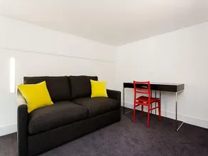 Veeve Modern 2 Bed OpenPlan On Spa Road London Bridge - Image 5