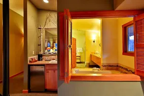 Solstice Suites - Image 2