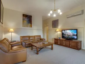 Mapleton Falls Luxury Accommodation - Image 5