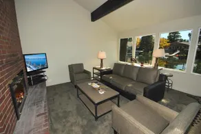 Monterey Drive Holiday home - Image 3