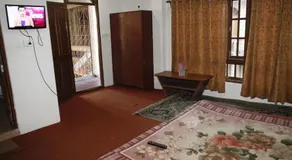 Hotel Alpine Crest - Image 4