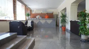 Club Acacia Hotel - Image 5