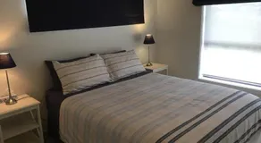 Swansea Beach House Oceanfront - Image 4