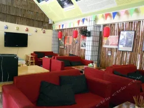 Chengdu No 48 International Youth Hostel - Image 2