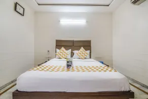 Hotel Arun International - Image 2