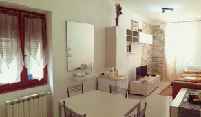Vintage Room - Image 5
