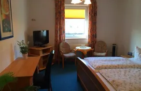 Krummenbauer Hotel & Ferienwohnung - Image 4
