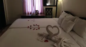 Ruby Bistro Hotel - Image 3