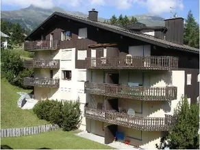 Lenzerheide Seestrasse 204 - Image 1