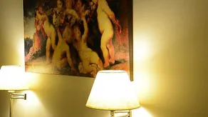 Central Hotel - Image 4