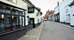 1 Bed Bagshot Pennyhill Accommodation - Image 5