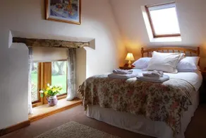 Rafters at The Manor House - Image 4