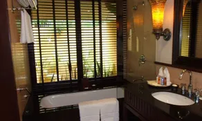 Movenpick Villas Spa Karon Beach Phuket - Image 3