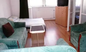 Budapest Centrum 3 Room Apartments - Image 3