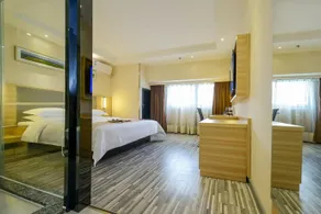 City Comfort Inn - Image 5