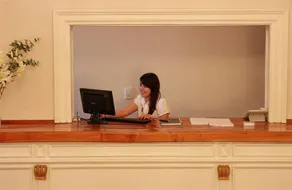 Hotel De La Ville - Image 2