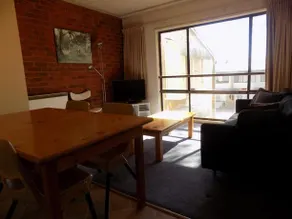 Kirwan Apartments 27 - Image 3