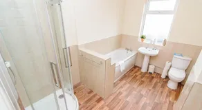 Askern House - Image 4