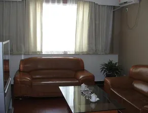 Yulong Garden Hotel - Image 5
